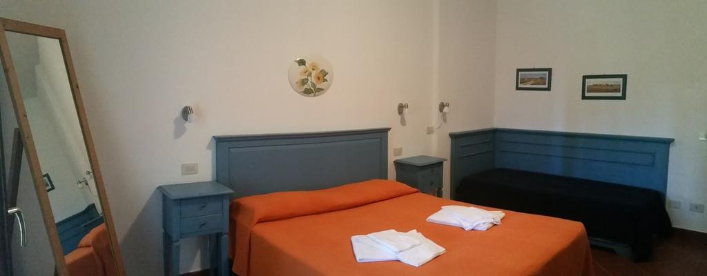 Agrialbergo Capalbio Habitación foto